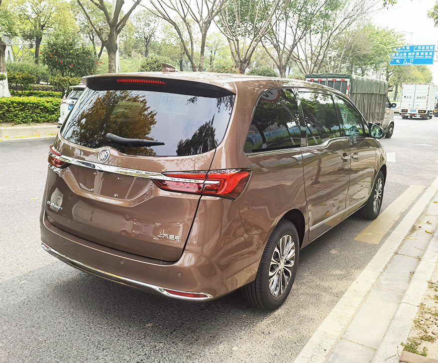广州租新款七座别克gl8商务车队652T带司机年租自驾租赁出租包车(7座)_广州租车包车用车 首选广州蓝图汽车租赁公司